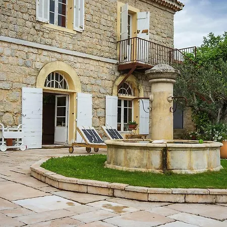 招待所 La Bastide Du Castellet 勒卡斯特雷特
